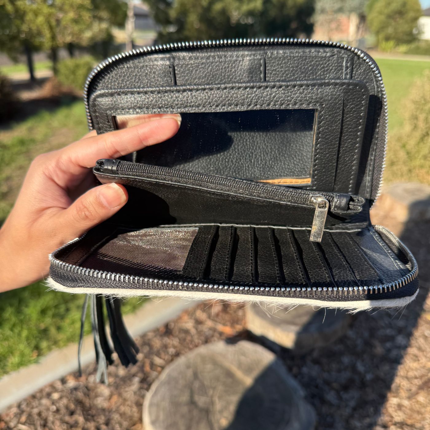 Cowhide Women’s Hand Wallet with Mirror Leather Lovers