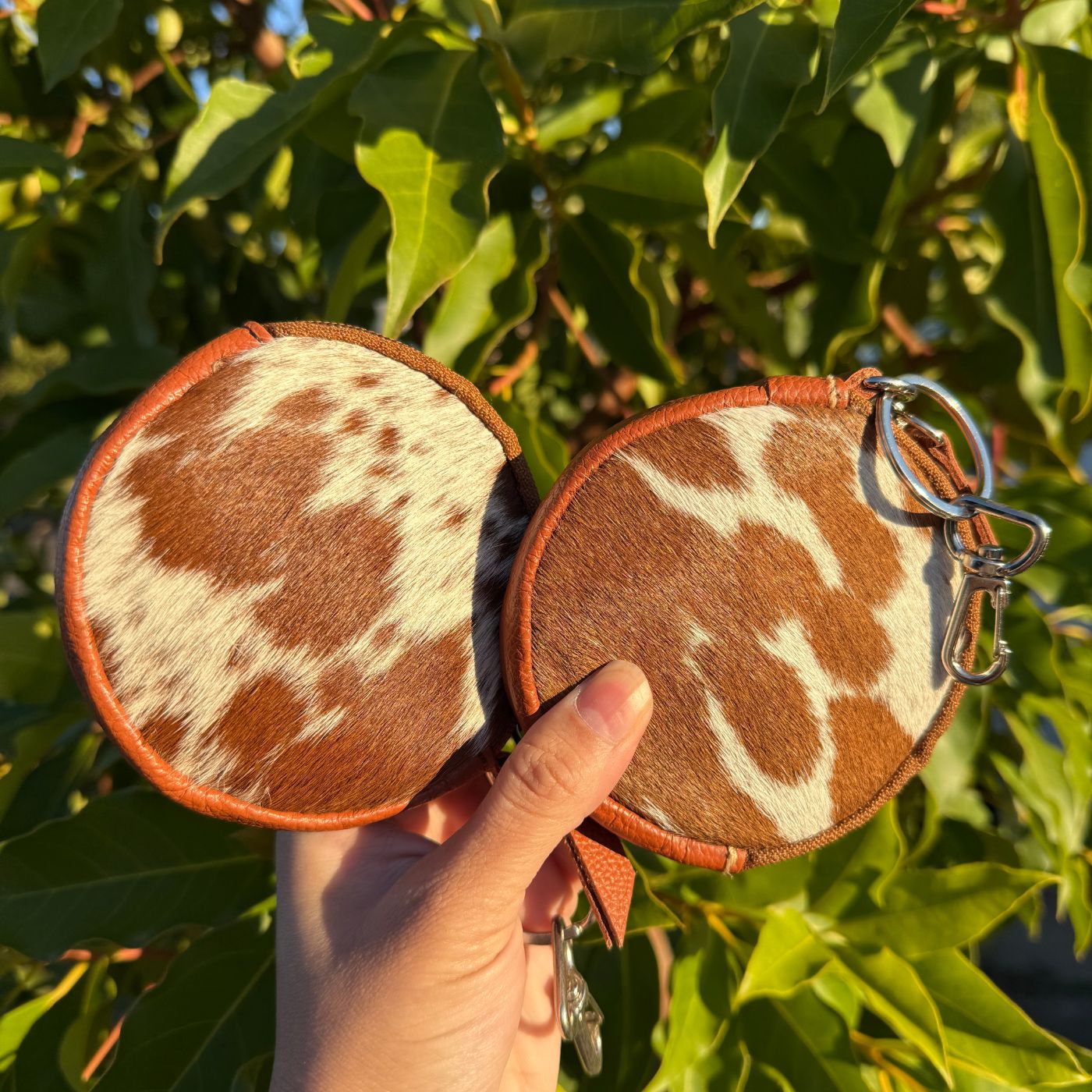 Coin Zipper Round Wallet Cowhide Leather Lovers