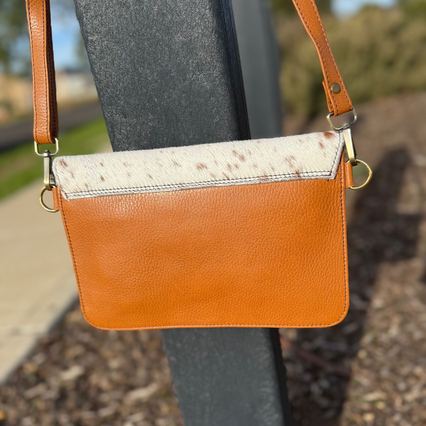 Cowhide Slim Fit Crossbody Leather Purse (New Style) Leather Lovers