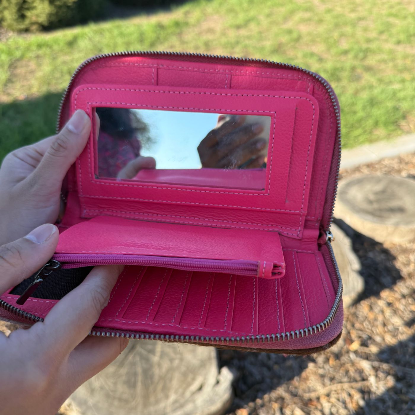 Cowhide Women’s Hand Wallet with Mirror Leather Lovers