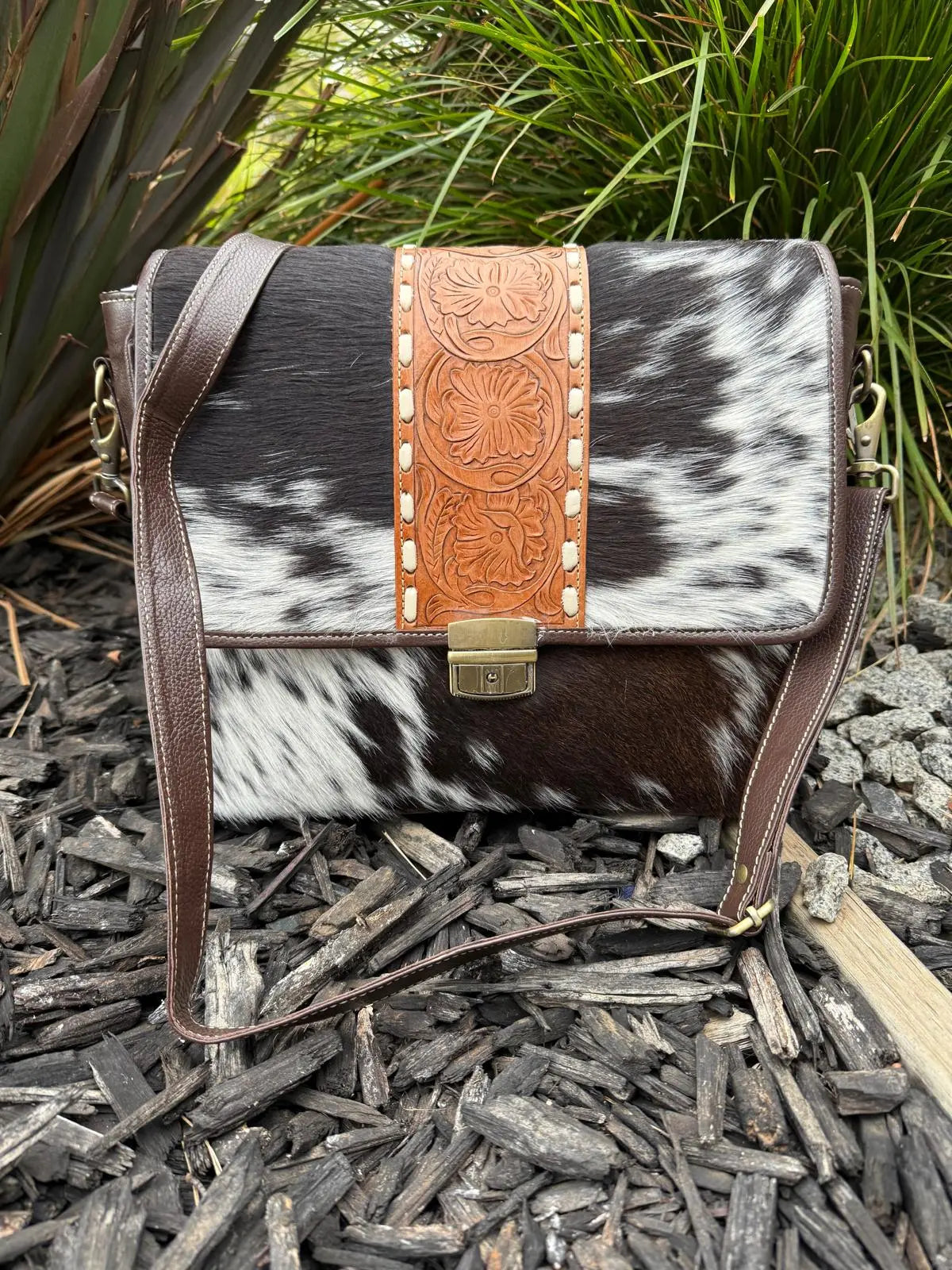 Leather Lovers Cowhide Messenger Laptop Bag Leather Lovers