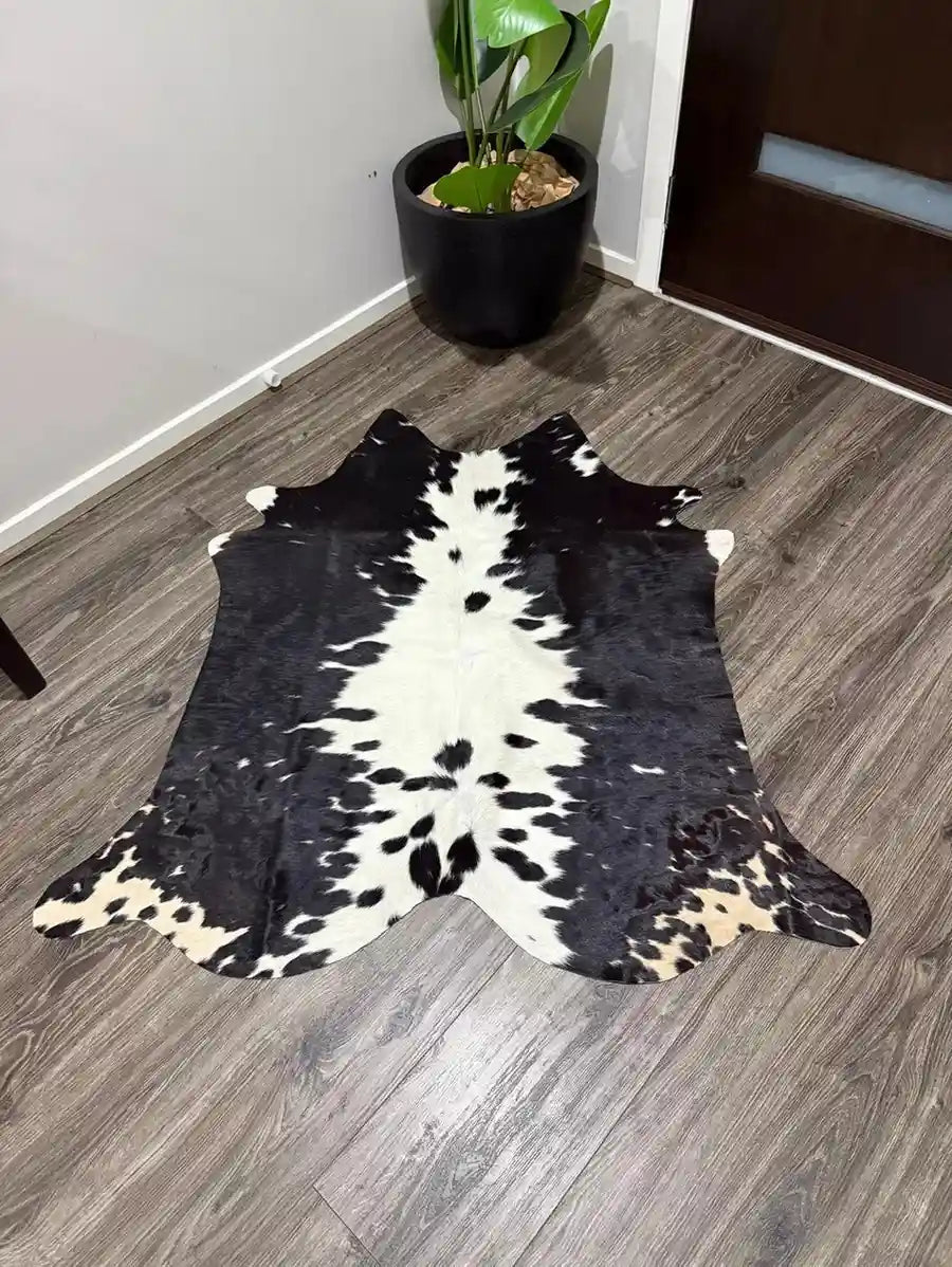 Black & White Cowhide Rug – Real Genuine Skin Leather Lovers