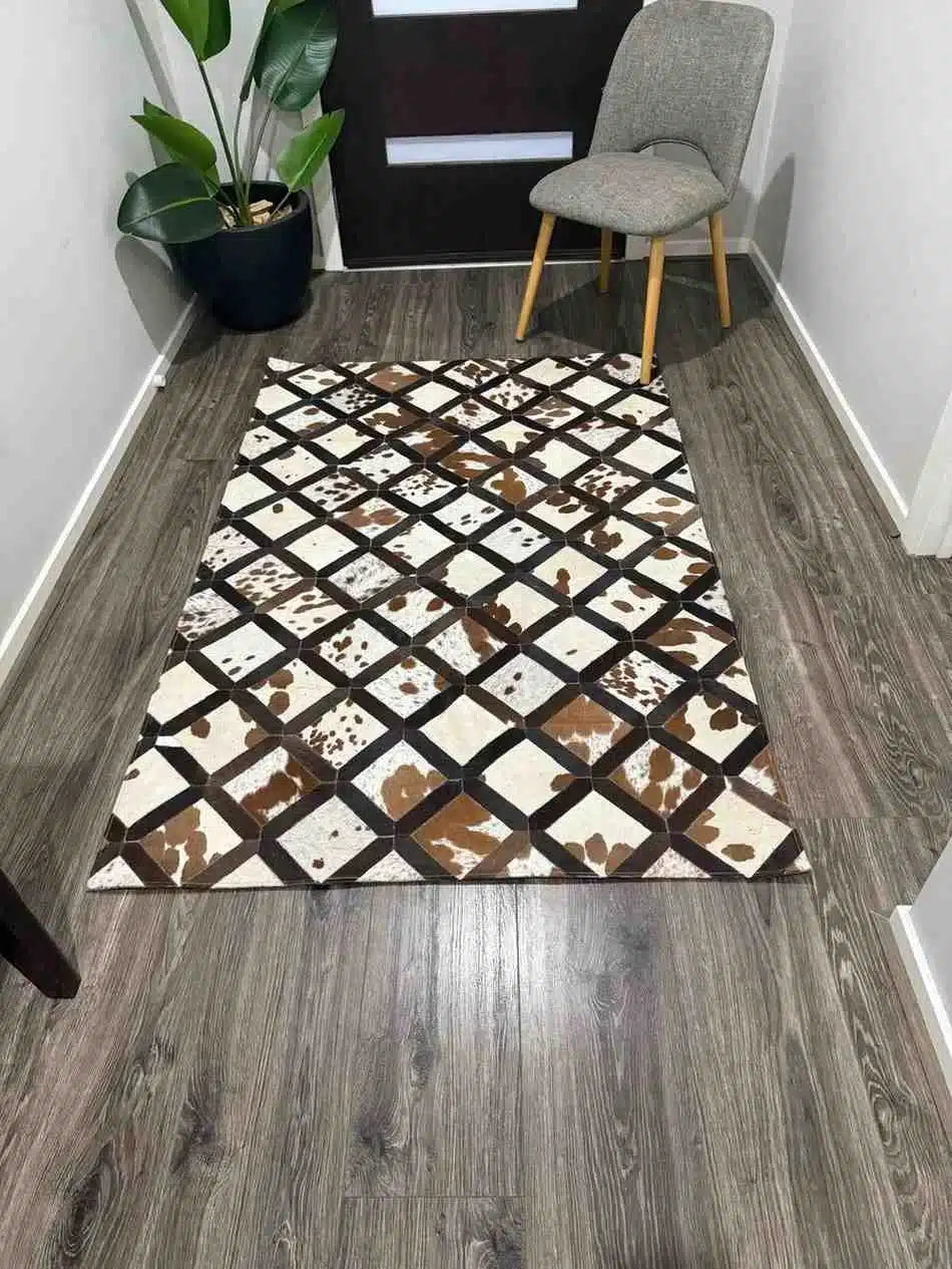 Pet-Friendly Genuine Cowhide Handmade Rug | Durable & Water-Resistant Leather Lovers