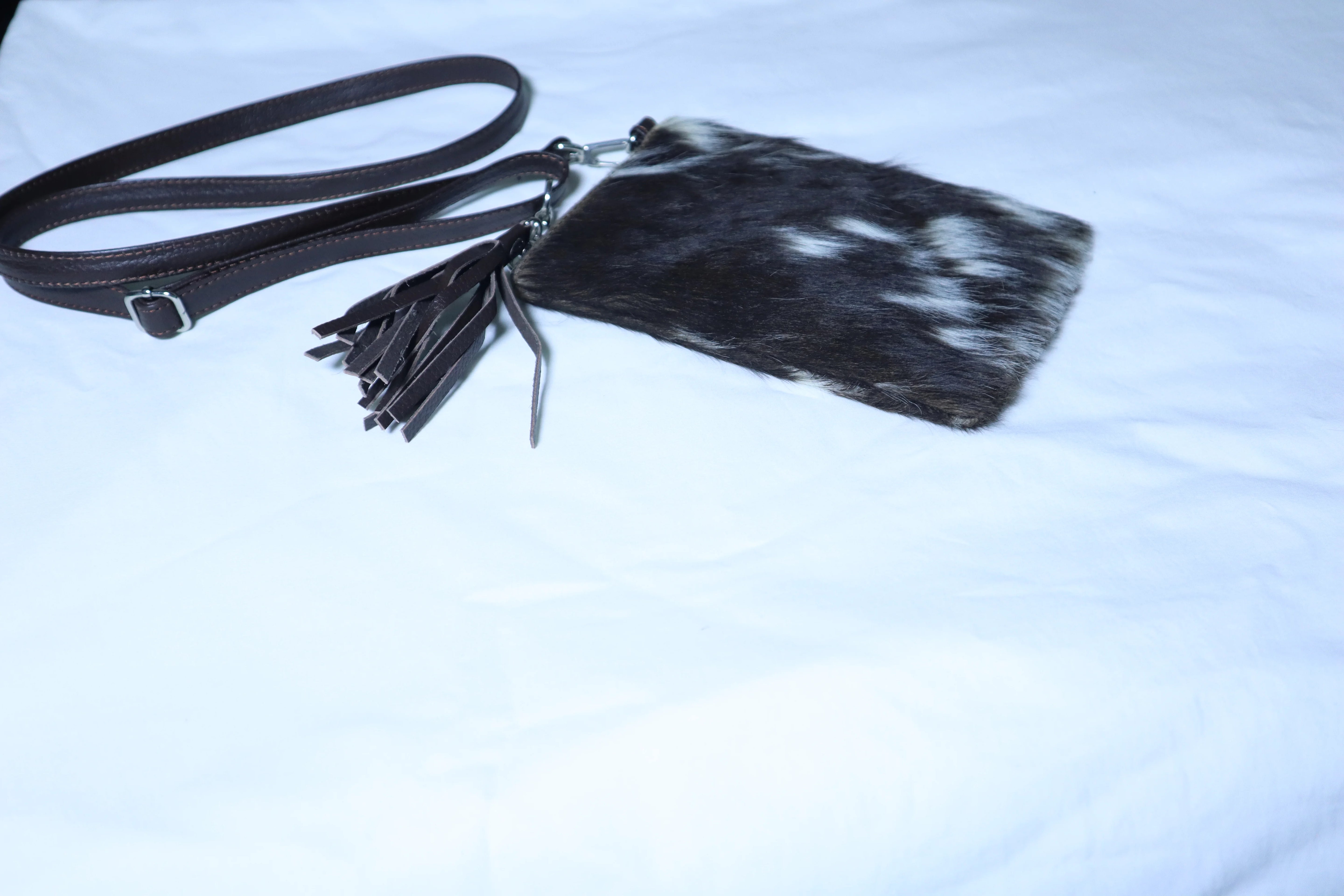 Cowhide Mobile Pouch – Long Crossbody Phone Bag