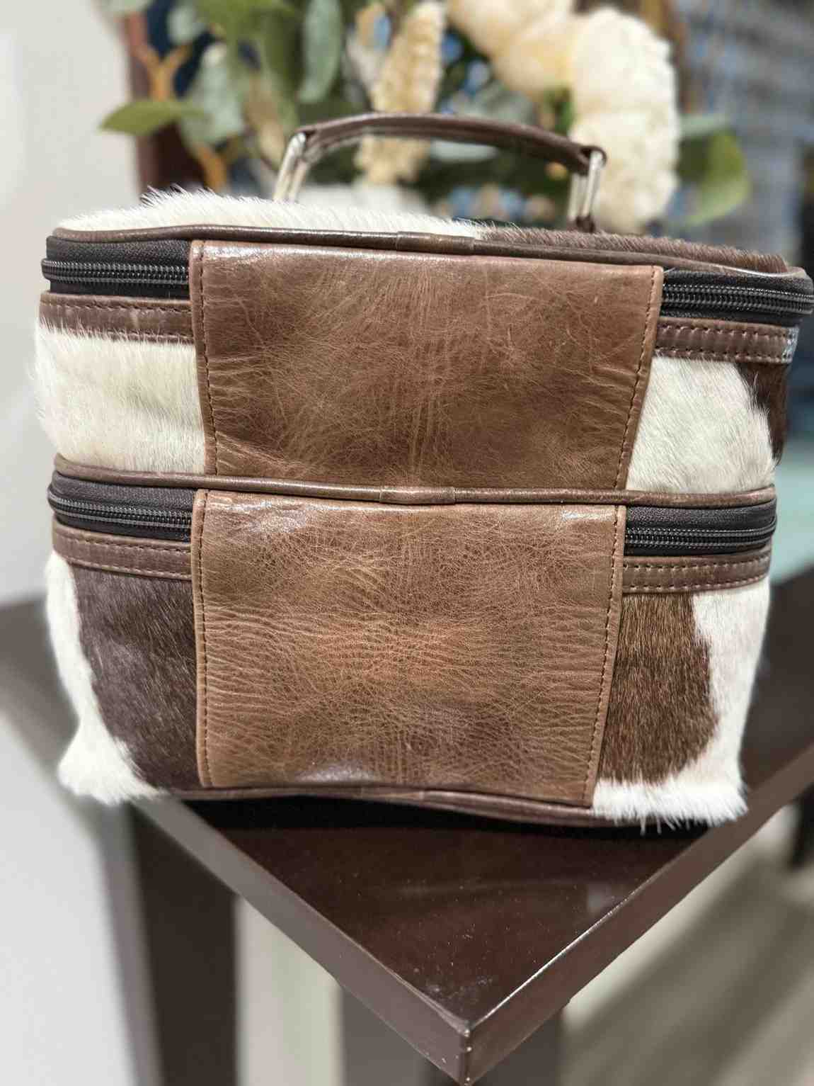 Cowhide Makeup Beauty Box – Cosmetic Case with Mirror