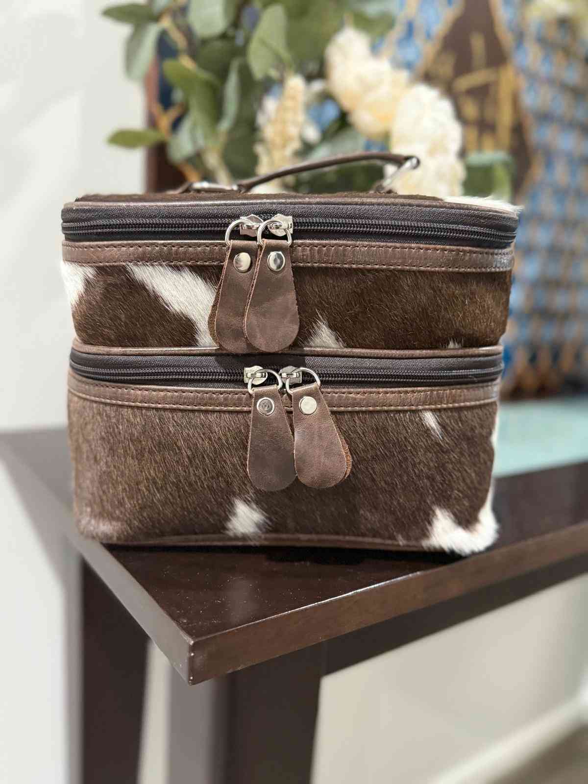 Cowhide Makeup Beauty Box – Cosmetic Case with Mirror