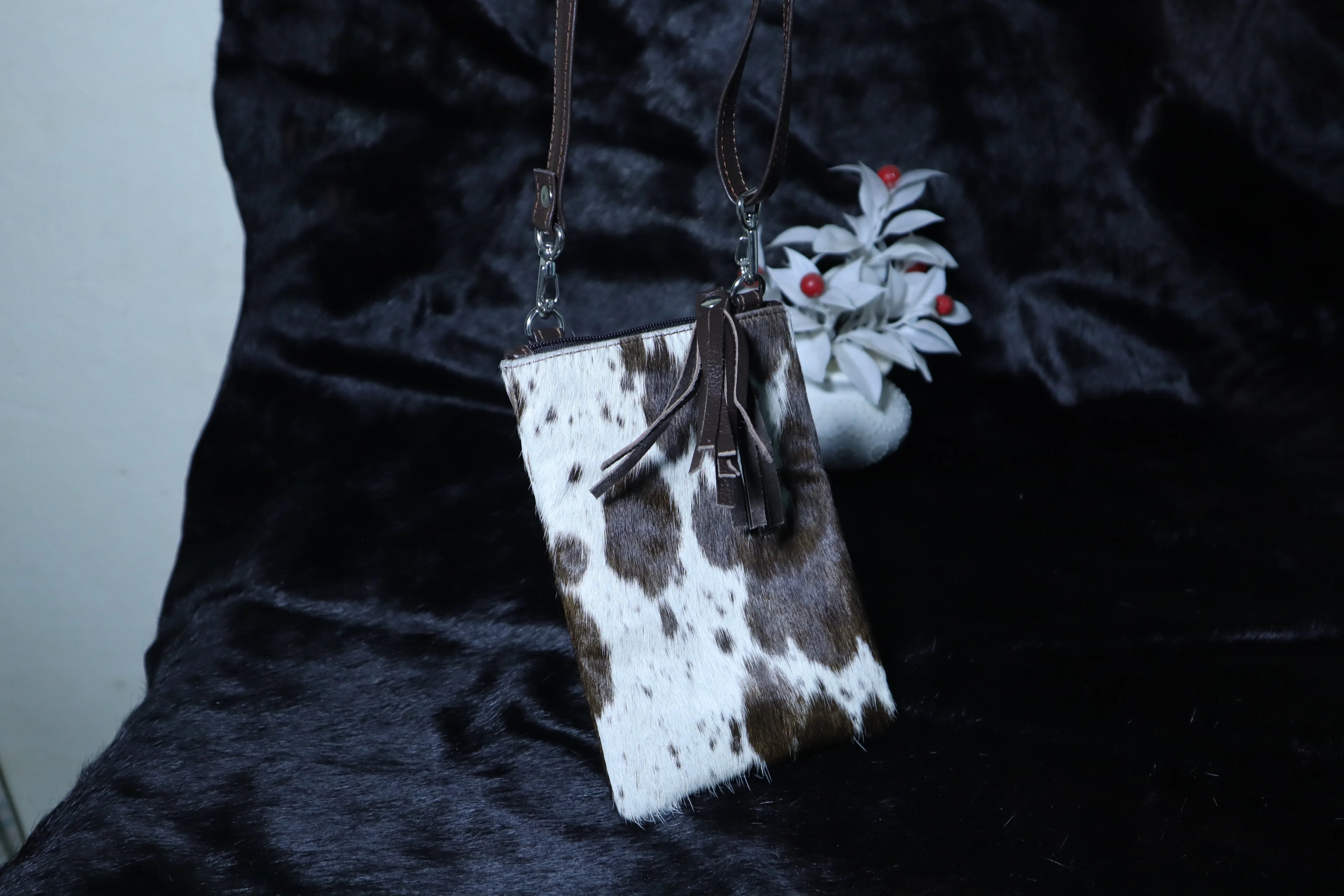 Cowhide mobile pouch genuine leather crossbody phone bag