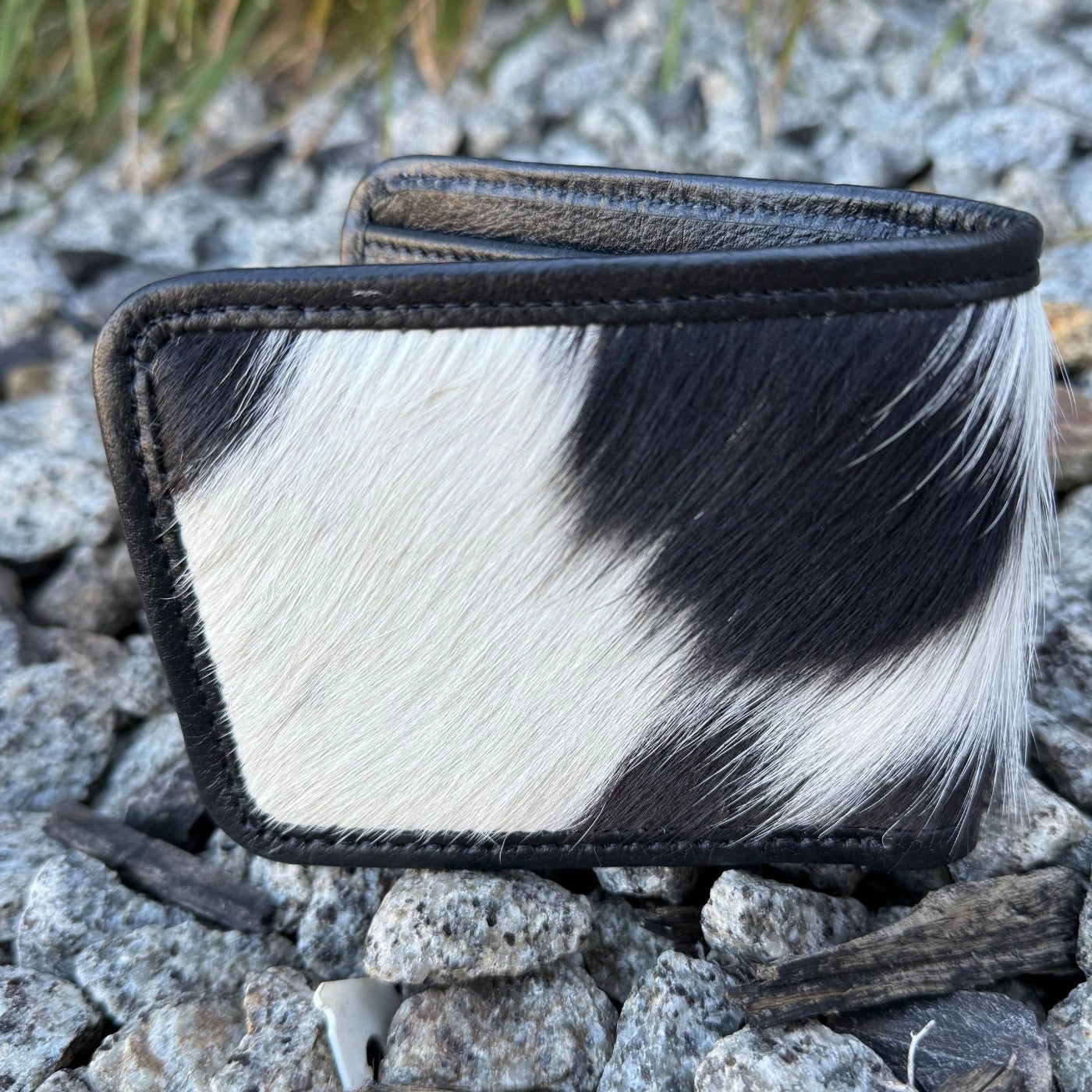 Men’s Cowhide Leather Wallet – Black & White | Classic Bifold Design