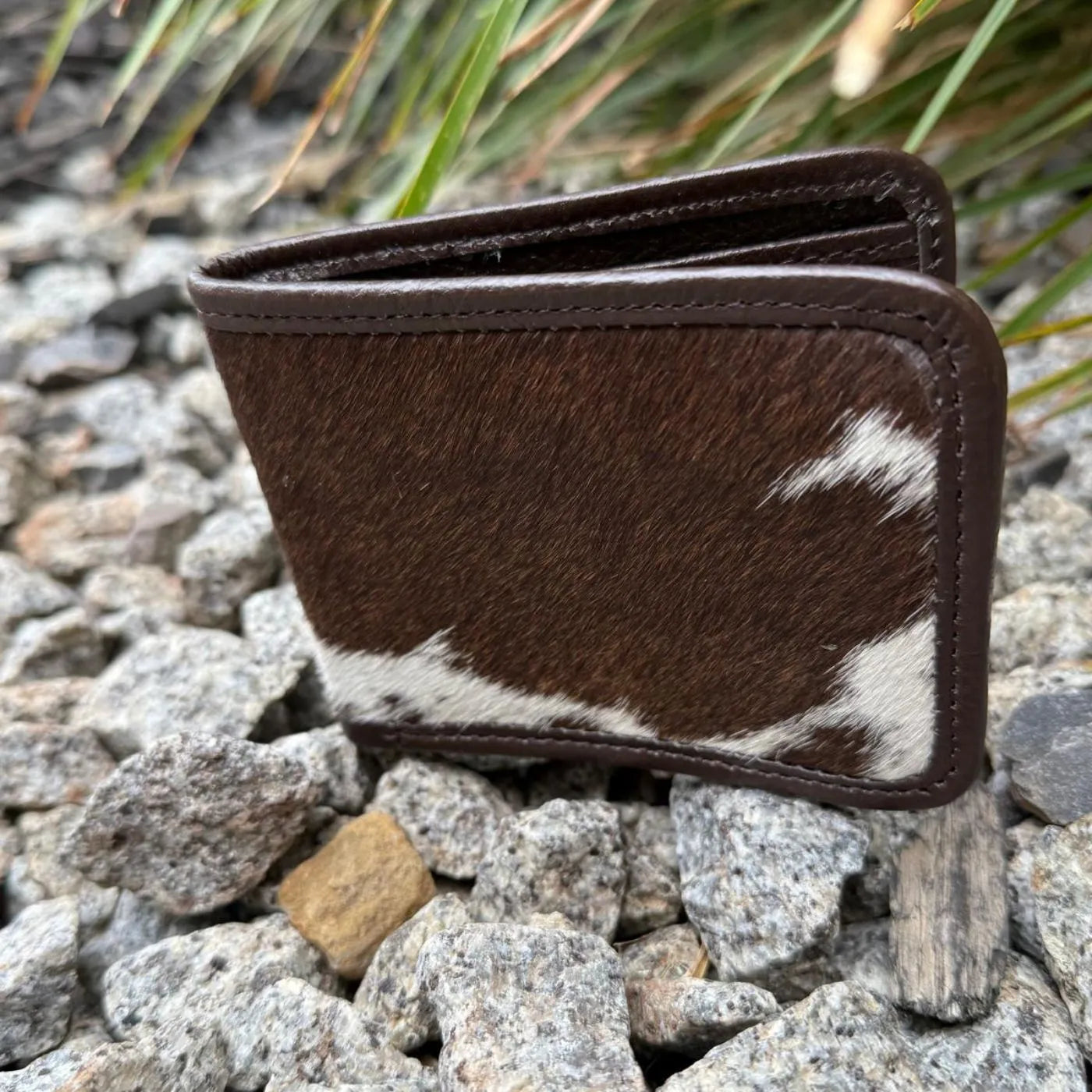 Men’s Cowhide Leather Wallet – Chocolate Brown | Classic Bifold Design