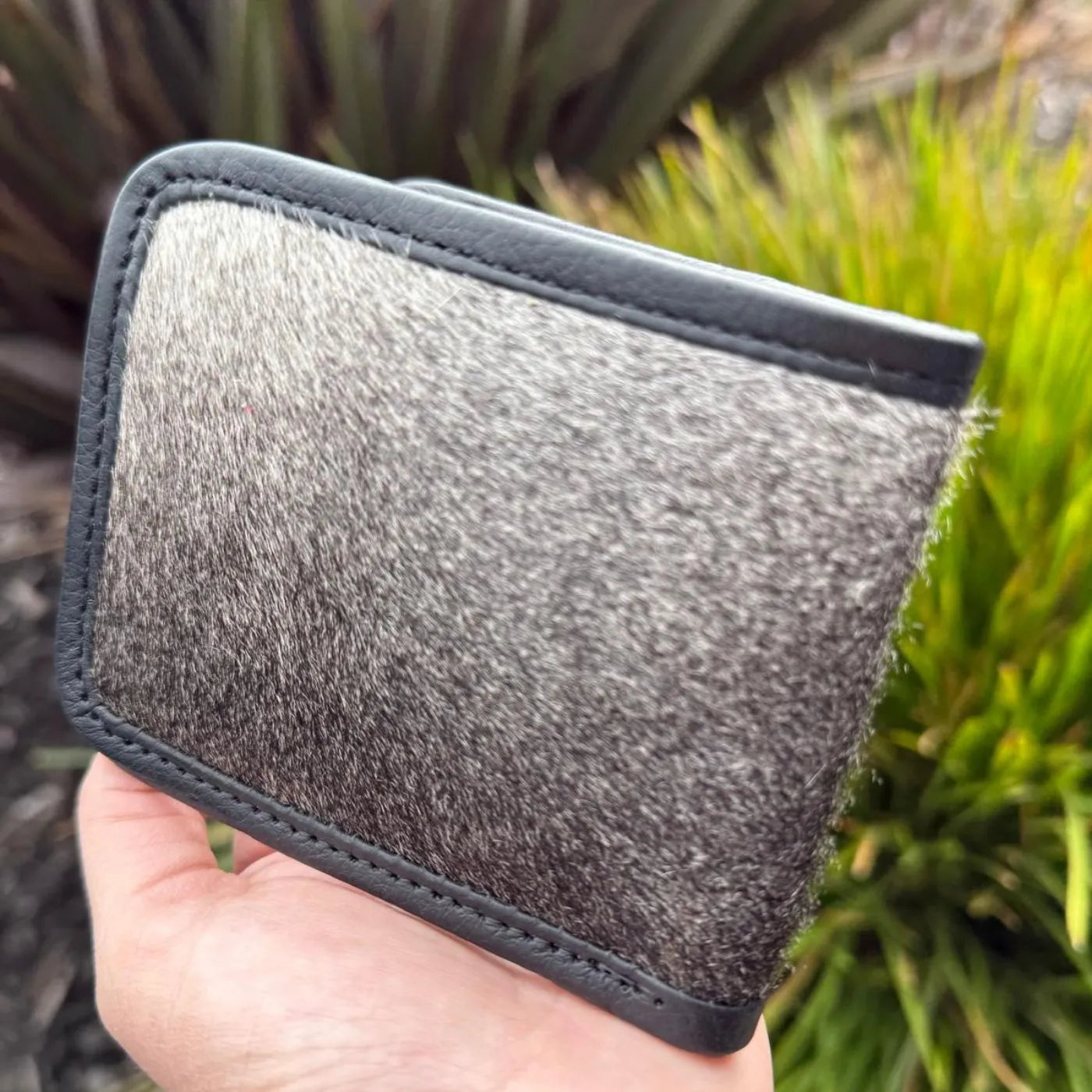 Men’s Cowhide Leather Wallet – Gray | Classic Bifold Design