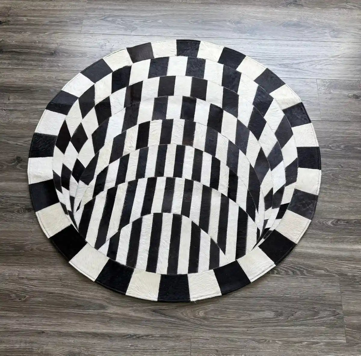 Cowhide Round Area Rug Patchwork Design Handmade