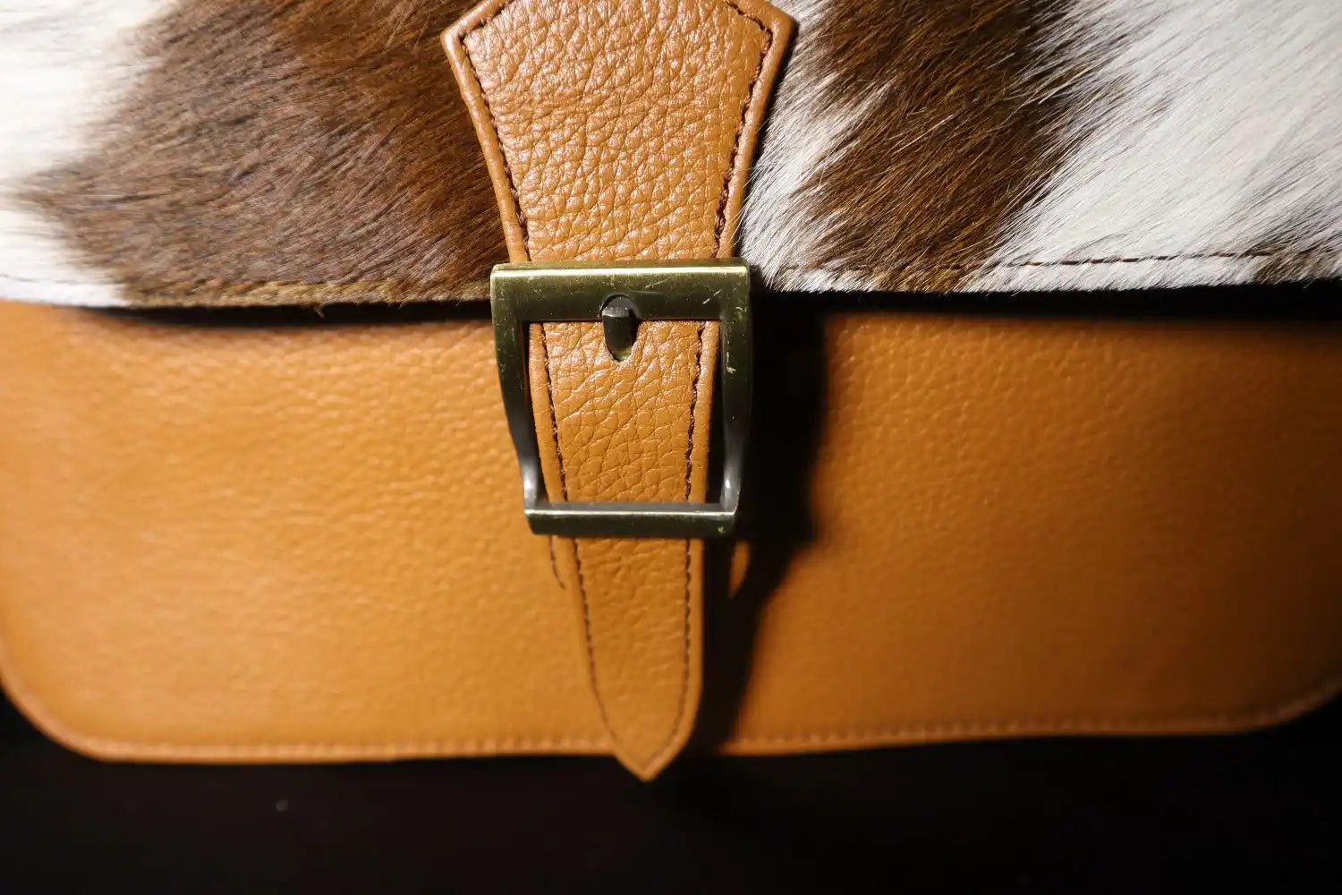 Slim Crossbody Bag Cowhide – Stylish Genuine Leather Bag for Women