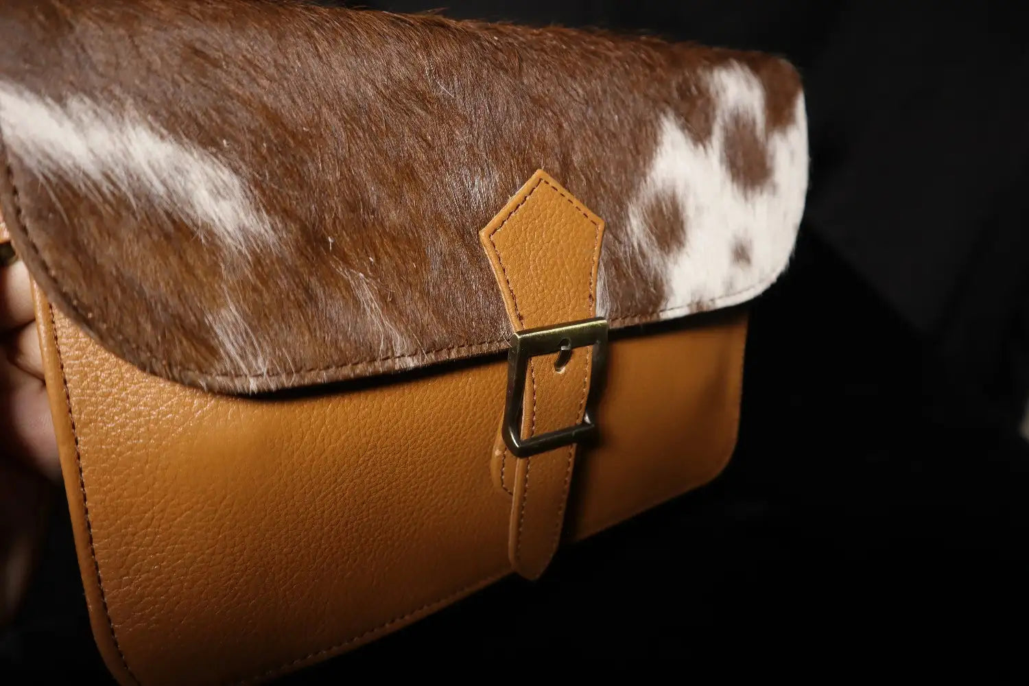 Slim Crossbody Bag Cowhide – Stylish Genuine Leather Bag for Women