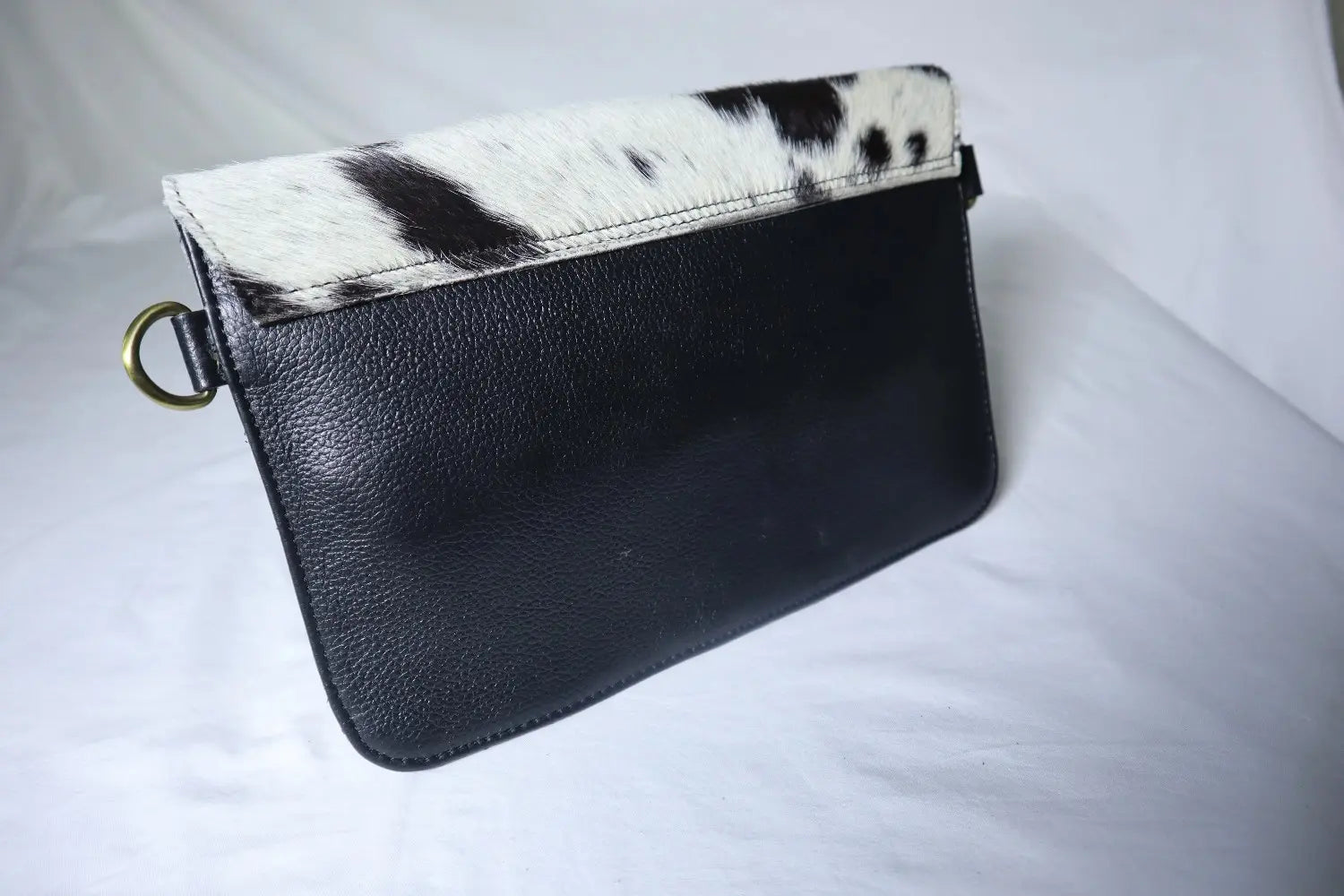 Slim Crossbody Bag Cowhide – Stylish Genuine Leather Bag for Women