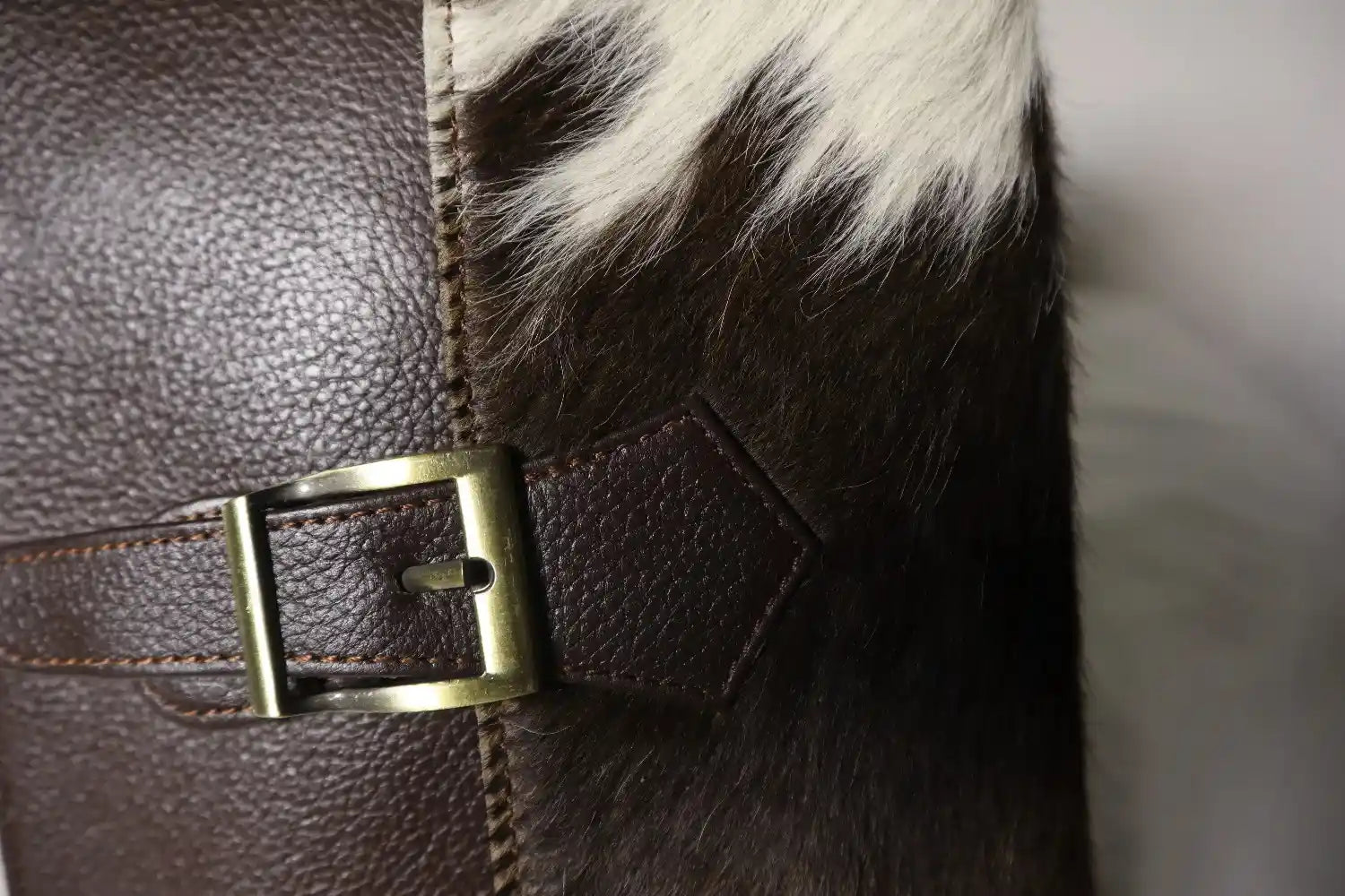 Slim Crossbody Bag Cowhide – Stylish Genuine Leather Bag for Women