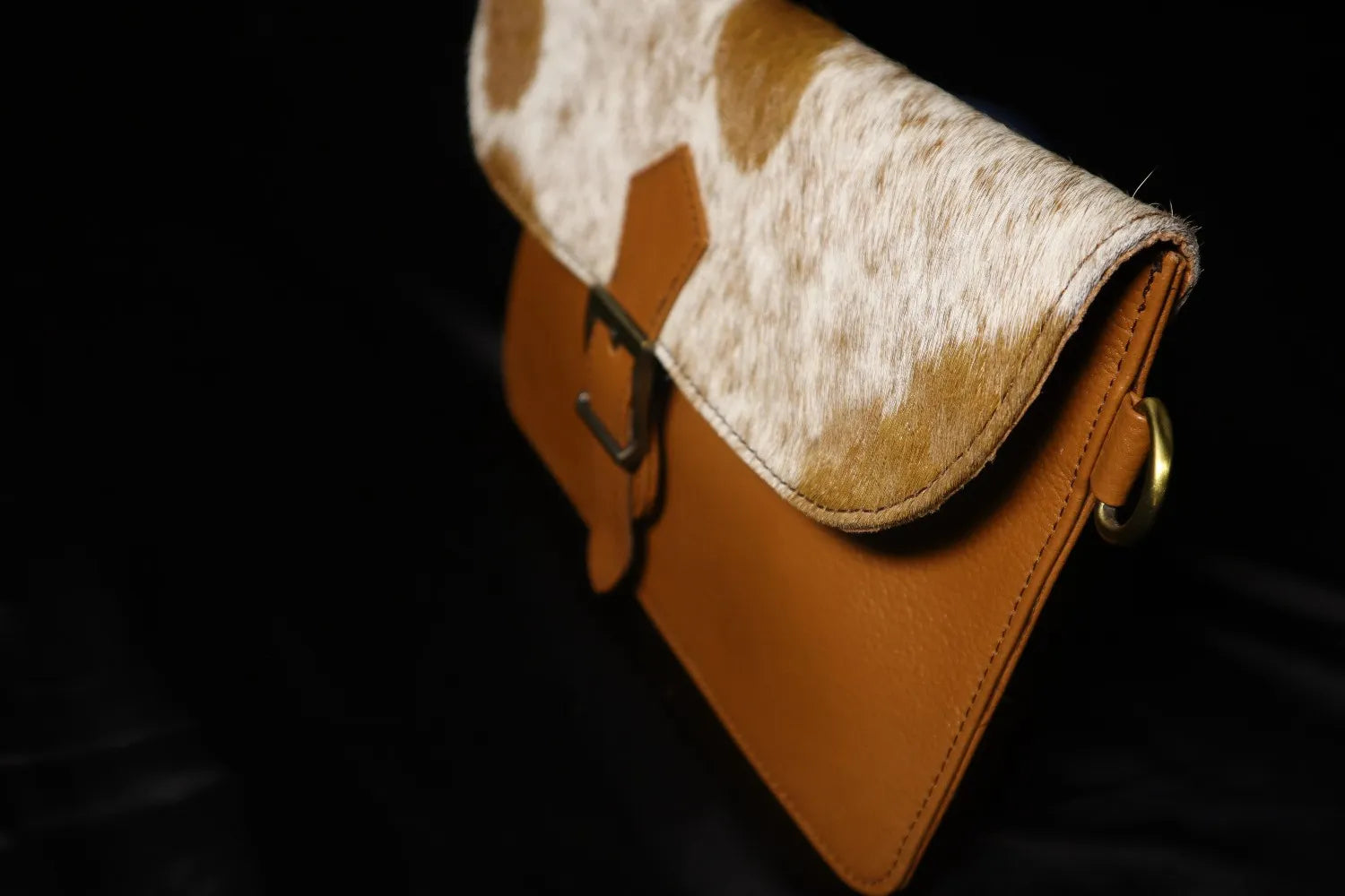 Slim Crossbody Bag Cowhide – Stylish Genuine Leather Bag for Women