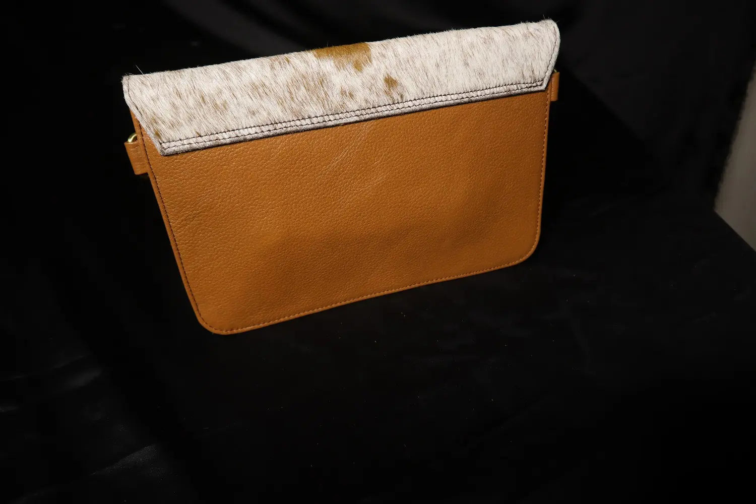 Slim Crossbody Bag Cowhide – Stylish Genuine Leather Bag for Women